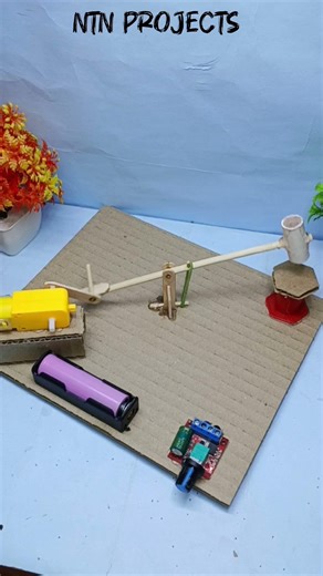 DIY ⚡ Electric Hammer Machine with DC Motor 🔌 #schoolproject #simple #new #hacks #ideas #experiment