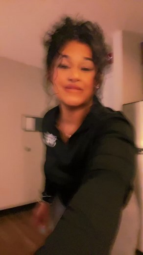 This is so old & I was so drunk 😢 can’t wait to show yal my nails tomorrow 😍😘