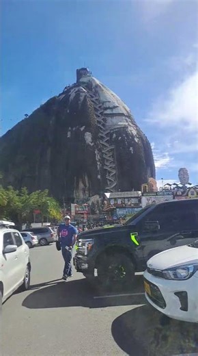 La piedra del Peñol