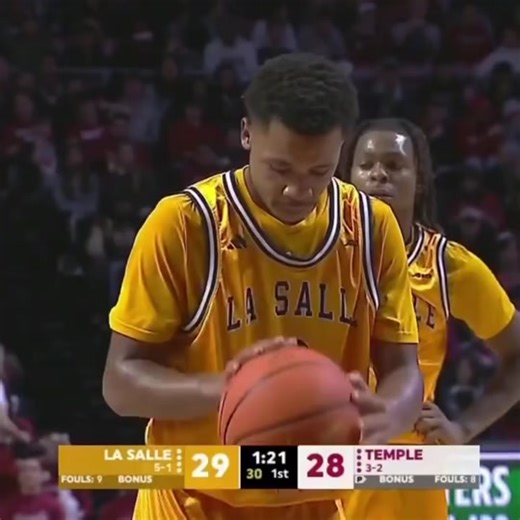 5’11 guard Jhamir Brickus drops 41 pta to get the the La Salle Explorers a W #collegebasketball #lasalle #basketball #isiahthomas #fypシ゚viral Via @collegeballmixtapes