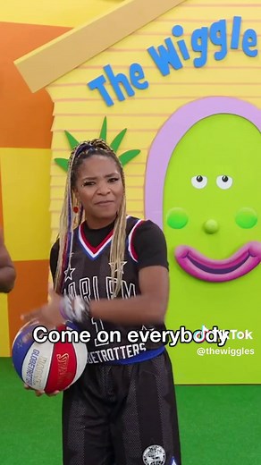 Bouncing Balls Collaboration with Harlem Globetrotters and The Wiggles