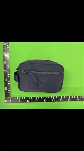 Clean Dior cosmetic bag, luxury in the details ✨ Simple, elegant and perfect for everyday essentials. Small piece but big vibe 😮‍🔥 #kakobuy #dior #luxury #designer #bag