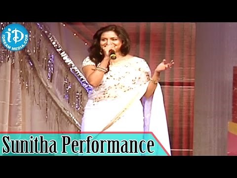 Singer Sunitha Live Performance - Womaania Ladies Night