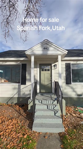 Dream Rambler move-in ready w/ epic shop on long lot—rare find! Comment