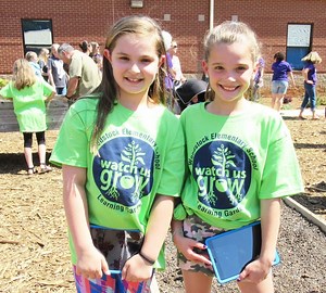 Learning Garden Opens At Woodstock Elementary School