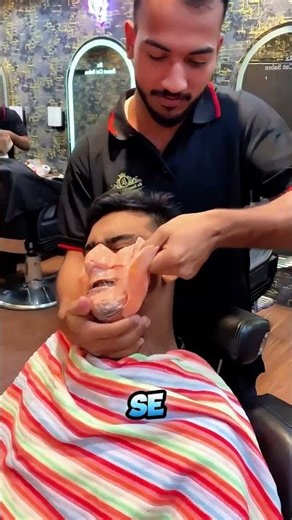 He almost lost his face at the barbershop 🚫✂️ #funfacts #curiousfacts #barbershop