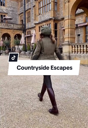 Classic Countryside Style: Blenheim Tweed Jacket & Hat