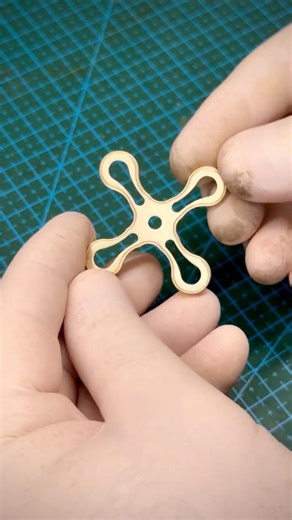 Machining the Key Head | Voralberg-Inspired Wind-Up Key (Italian Commission) #banjoshow #windupkey