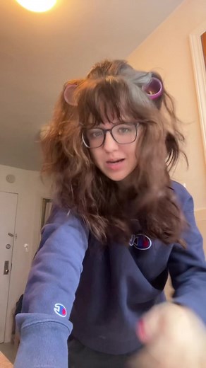 Achieving Root Volume with Velcro Rollers