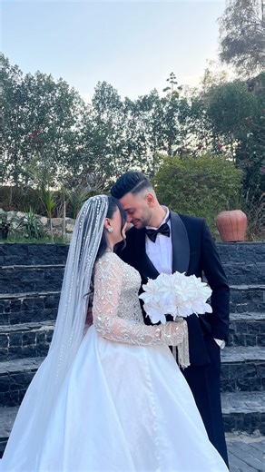 coverage by momentmakers on Instagram: "A slow dance, and comfort in your arms🫂🌏"