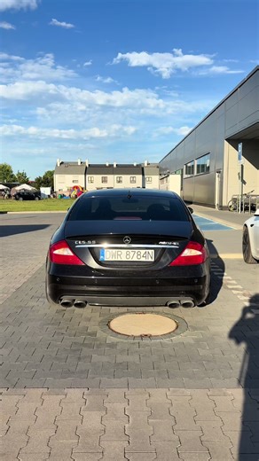 Mercedes CLS 55 Review: Power and Performance