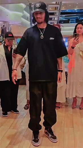 Larry Bourgeois Freestyle Dance at Juste Debout Cruise 2024