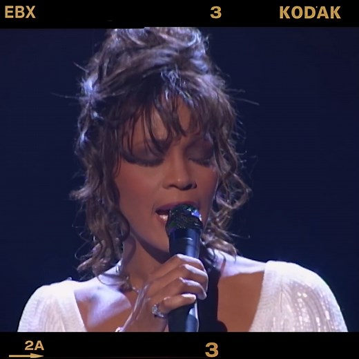 Whitney Houston Performs 'I Will Always Love You' At The 1994 GRAMMYs GRAMMY Great Performances | Old But Gold