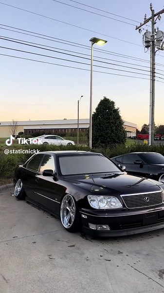 Custom Lexus LS400 Static Club Camber Slammed Enuff XYBCA Video