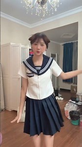 Long Legs vs Short Dress 👗