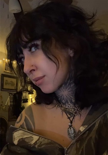 ratgoatcheese (@ratgoatcheese)’s videos with are you into me - VORTEX