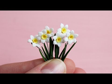 Miniature daffodils are made of polymer clay. Tutorial. DIY. Миниатюрные нарциссы.