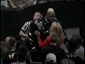 Kane w Tori vs Viscera SmackDown 1999