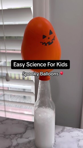Spooky Balloons 🎈So easy yet so fun! | #science #spookyscience #mrslukeslab #scienceforkids #scienceexperiments #halloween #spooky #learnontiktok