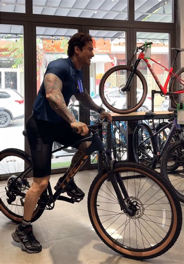 Đại bàng Đà Nẵng: Lối sống khỏe mạnh với xe đạp