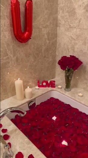 Beautiful Jacuzzi Setup🥀🥀 #foryou #boston #capecod #romantic #jacuzzi #datenight #hoteldecor