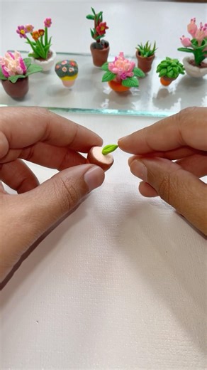 Miniature succulent plant pot, polymer clay tutorial