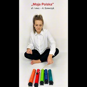 26K views · 82 reactions | 懶❤️ Pytacie o wszystkie piosenki patriotyczne, jakie są w ofercie  Przedstawiam, więc skrót 5 utworów o Polsce  ☺️ Macie jakąś ulubioną? ☺️ #piosenkiopolsce | Raz Dwa Trzy Rytmika | Facebook