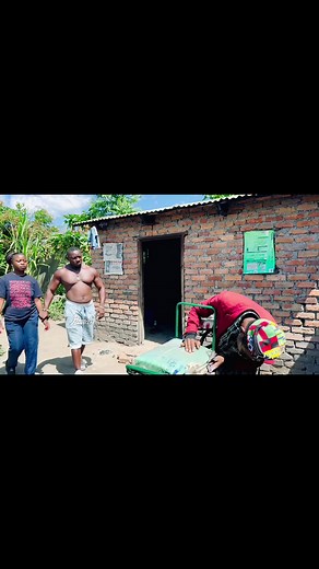 NOW OUT……..Full video on YouTube, Search “Che Mandota comedies”