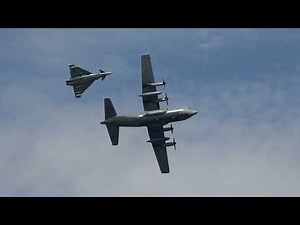 2x Eurofighter Typhoon Scramble & Intercept Demonstration | Airpower22