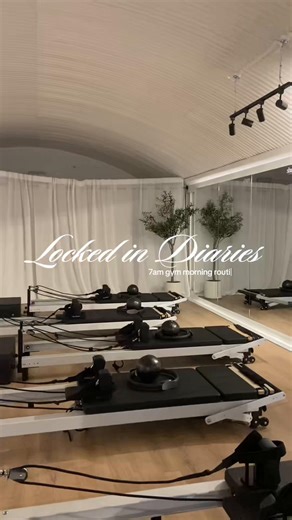 7am gym morning routine 🧘🏼🤍 #morningroutine #gym #cleangirl #aestheticvlog #ditl