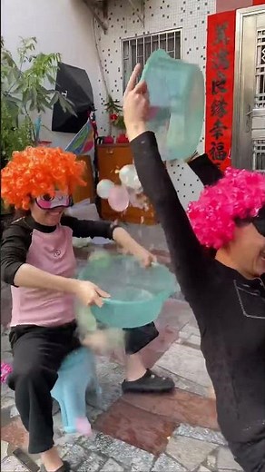 Water balloon relay game, fun with family! #FamilyGameChallenge