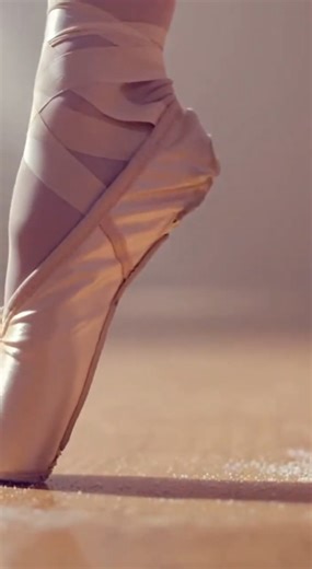 ZEN BALLET | The Liquid Motion of Grace (Sora 2 / 4K)