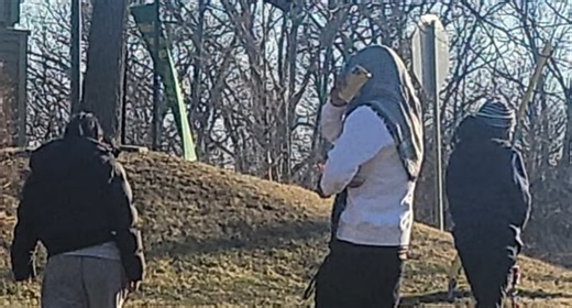 Victim stabbed in the head after confronting tire slashers in Silver Spring: police