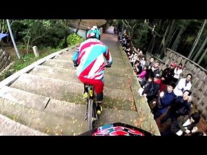 【ダウンヒル】大迫力！京都の神社でマウンテンバイク（MTB）のダウンヒルレース Downhill Mountain Bike Racing at a shrine in Japan