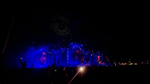 B | EDC DAY 2 FINALE!!! #edcorlando #edc WATCH TILL END🙂‍↔️ | Instagram