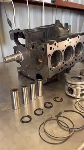 Big Dog Engines on Instagram: "4D56 - T common rail on the bench for assembly 👌 #mitsubishi #mitsubishitriton #enginereconditioning"