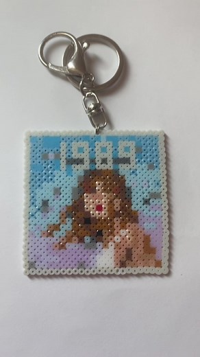 Taylor Swift 1989 Hama Beads Art Tutorial