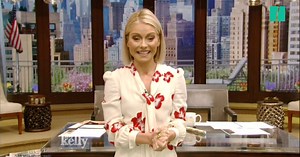 Kelly Ripa Announces New Co-Host