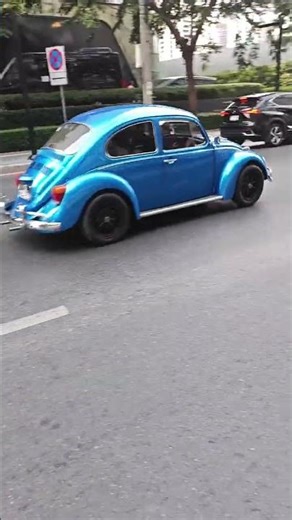 Classic VW bug in Bangkok