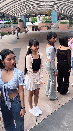 The Girl Group Project Trend: Jezrene, Nicole, and Pixie Members