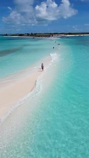 Tropicals | One of the new countries making it to The World’s 50 Best Beaches list 2024 is Venezuela 🇻🇪 This is Cayo de Agua! Cayo de Agua is known... | Instagram