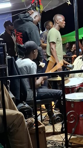 Ngama nyalo go keyboard gi dhoge kopogore gi odongo Swagg 🤣🤣🤣🤣