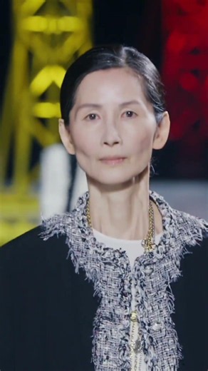 Supermodel Christina Chung (Model Genesis) - Chanel Fall Winter 2026 Paris
