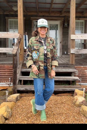 Chic Western Outfit Ideas for Round Top Events