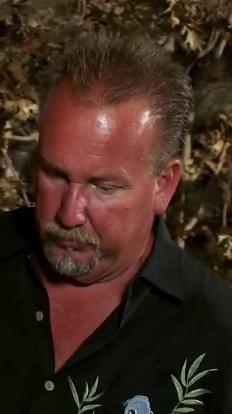 1900s Shotgun Loads Darrell's Wallet! | Storage Wars on A&E