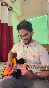 Hosh mein rahu kyun aaj main…  Pee Loon – Singing Guitar...
