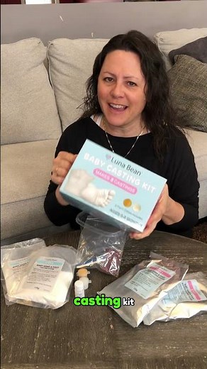 Luna Bean Baby Hand & Foot Mold Kit Review | Keepsake Gift #BabyKeepsake #HandAndFootMold
