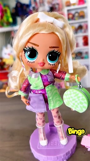 131K views · 33 reactions | Unbox the new size of L.O.L. Surprise! Tweens Series 2 Fashion Doll Goldie Twist, New at Bingo With 15 surprises of cute accessories and glamorous fashions to get her ready for the runway Visit our stores NOW‍♀️ | Bingo | Facebook