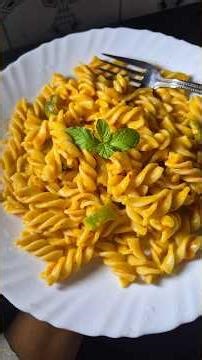 Creamy Tomato Pasta Recipe | Easy Cheesy Pasta at Home 🍝