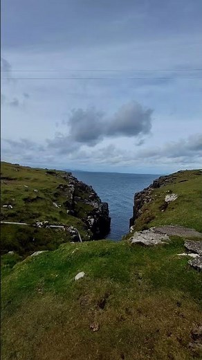 Discover Scotland's BREATHTAKING Neist Point Lighthouse Views! #viralshort #travel